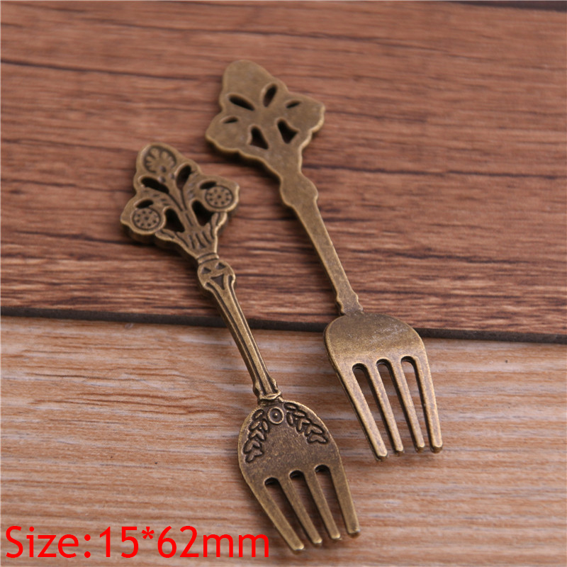 6PCS Mixed Two Colors Trendy F - Vintage Collectible Spoons ulasan dan harga